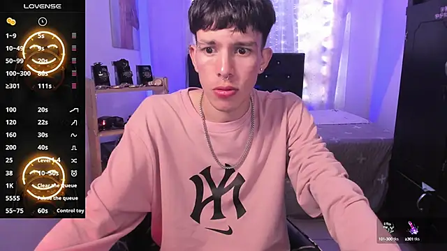 Snapshot of DominicPrince chatting on 12.03.24 DominicPrince online show from 12.03.24