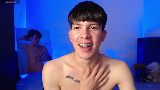 Snapshot of DominicPrince chatting on 03.03.25 DominicPrince online show from 03.03.25