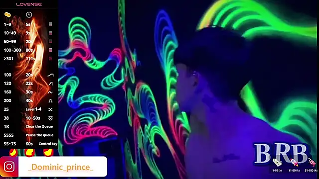 Snapshot of DominicPrince chatting on 10.11.25 DominicPrince online show from 10.11.25