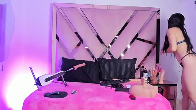 Freyaht online show from 02.27.25