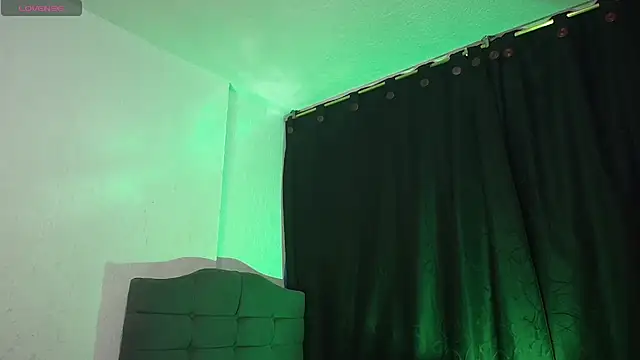 sexybat twink online show from 09.27.25