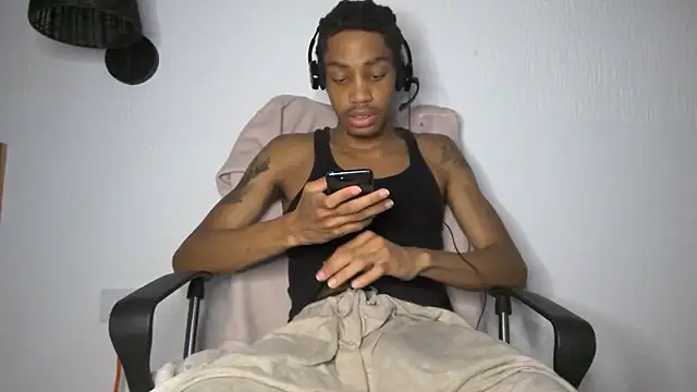 Skinnyblackman online show from 06.12.26