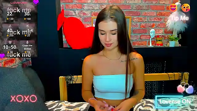 UrJoyy online show from 10.02.25