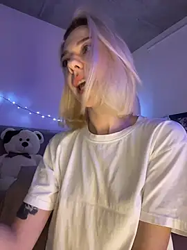  urbestie  online show from 04.11.26