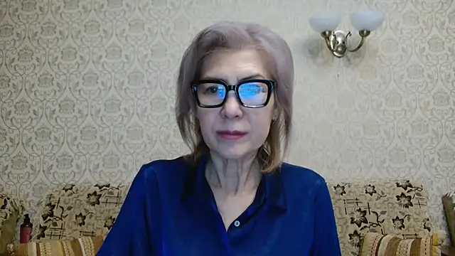 Elegant00Lady online show from 10.03.25
