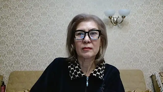 Elegant00Lady online show from 11.27.25