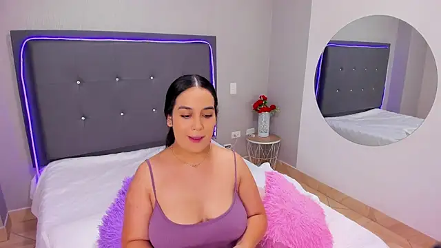 emma lye online show from 01.22.25