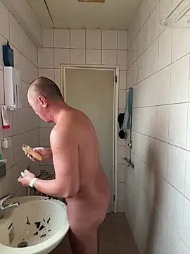 chih515 online show from 10.27.25