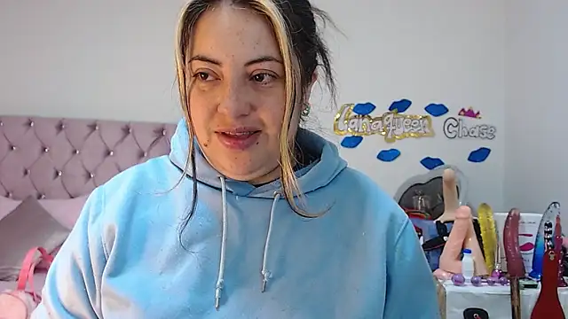 Snapshot of lanaqueen699 chatting on 12.30.24 lanaqueen699 online show from 12.30.24