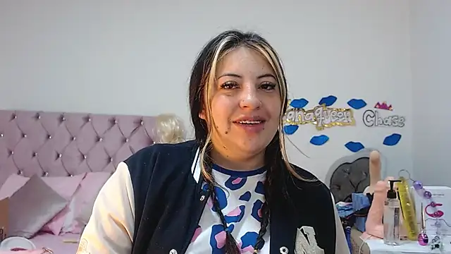 Snapshot of lanaqueen699 chatting on 01.11.25 lanaqueen699 online show from 01.11.25