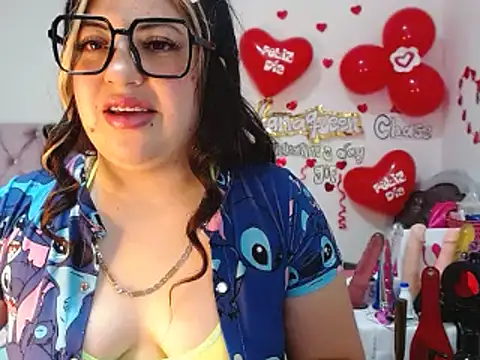 Snapshot of lanaqueen699 chatting on 02.19.25 lanaqueen699 online show from 02.19.25