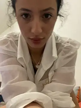 LunitaDollz online show from 05.10.26