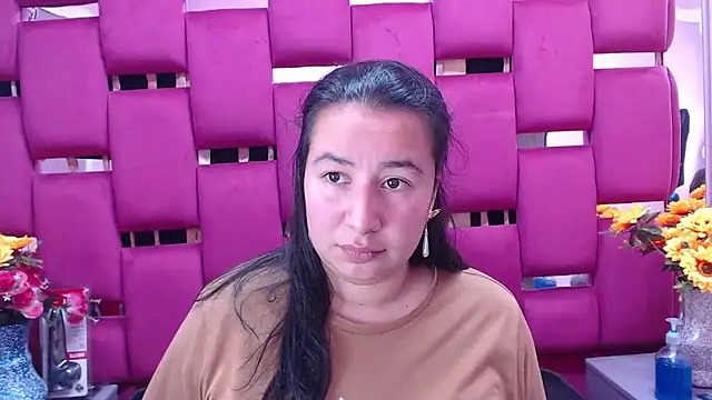 Snapshot of NaomyPrinces chatting on 01.14.25 NaomyPrinces online show from 01.14.25