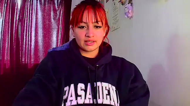 Snapshot of lucycherry__ chatting on 01.27.25 lucycherry   online show from 01.27.25