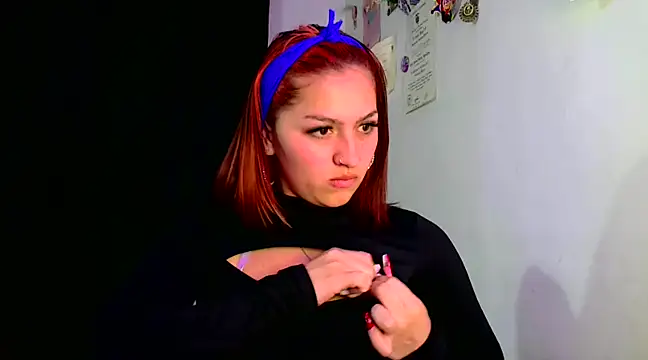 Snapshot of lucycherry__ chatting on 02.05.25 lucycherry   online show from 02.05.25