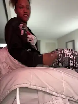 PrettyGal Tingz online show from 02.05.25