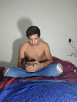 Snapshot of LiosArmando420 chatting on 12.05.25 LiosArmando420 online show from 12.05.25