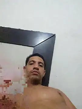 Snapshot of LiosArmando420 chatting on 12.18.25 LiosArmando420 online show from 12.18.25