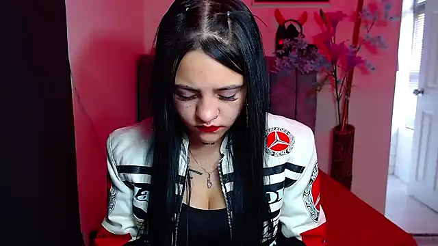 Violettasquirt online show from 09.13.25