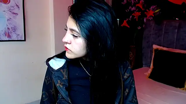 Violettasquirt online show from 12.01.25