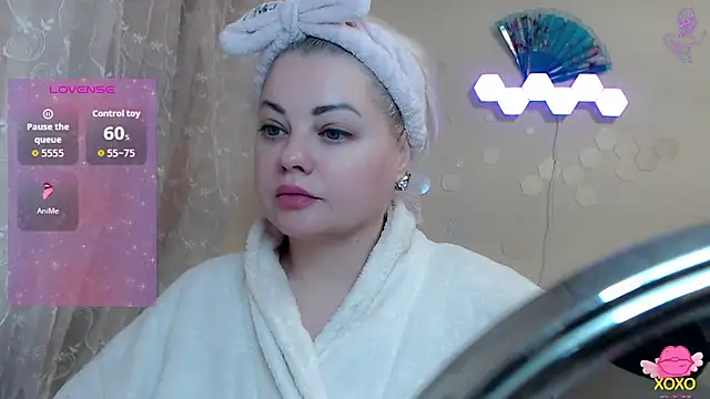 Snapshot of JewellKiss7 chatting on 11.10.25 JewellKiss7 online show from 11.10.25