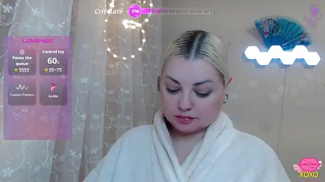 Snapshot of JewellKiss7 chatting on 11.19.25 JewellKiss7 online show from 11.19.25