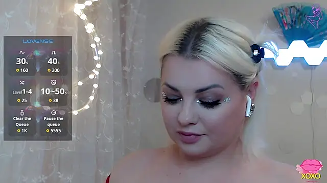 Snapshot of JewellKiss7 chatting on 11.29.25 JewellKiss7 online show from 11.29.25