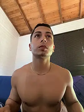 Snapshot of SAMUEL_OBRIAN chatting on 02.24.25 SAMUEL OBRIAN online show from 02.24.25