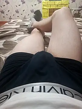 Snapshot of red_red00 chatting on 03.13.25 red red00 online show from 03.13.25