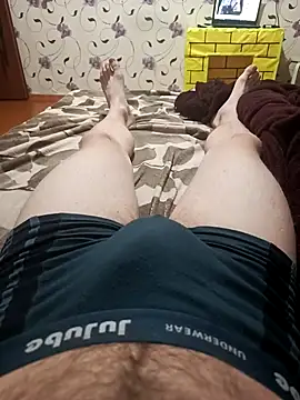 Snapshot of red_red00 chatting on 03.20.25 red red00 online show from 03.20.25