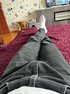 Snapshot of red_red00 chatting on 02.24.26 red red00 online show from 02.24.26