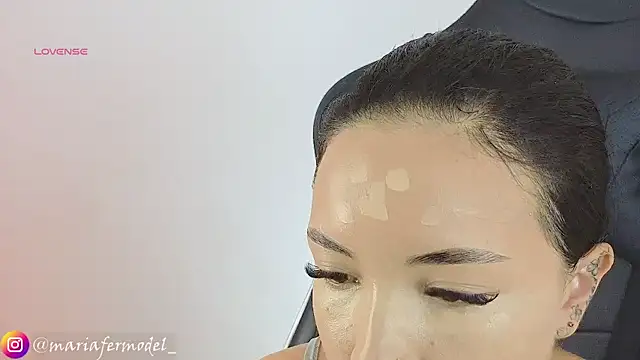 Snapshot of Mariafer05 chatting on 03.05.25 Mariafer05 online show from 03.05.25