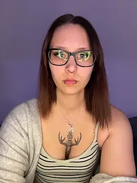 TheRealNyxa online show from 04.13.26