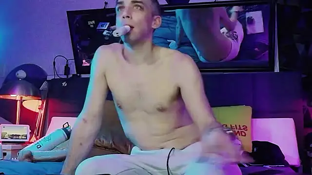 Funsizedshenanigans online show from 03.05.26