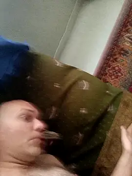 Pineapple04 online show from 10.31.25