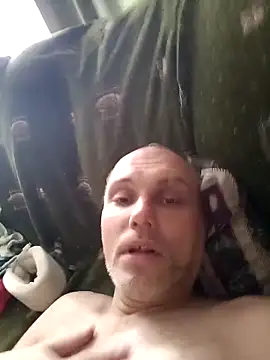 Pineapple04 online show from 11.30.25