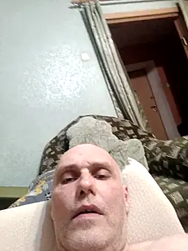 Pineapple04 online show from 03.10.26