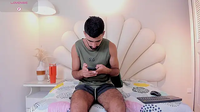 Ethan  Walker online show from 04.17.26