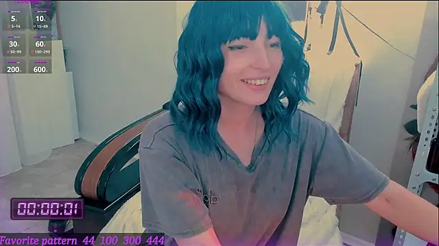 Toxic Ellies online show from 05.31.26