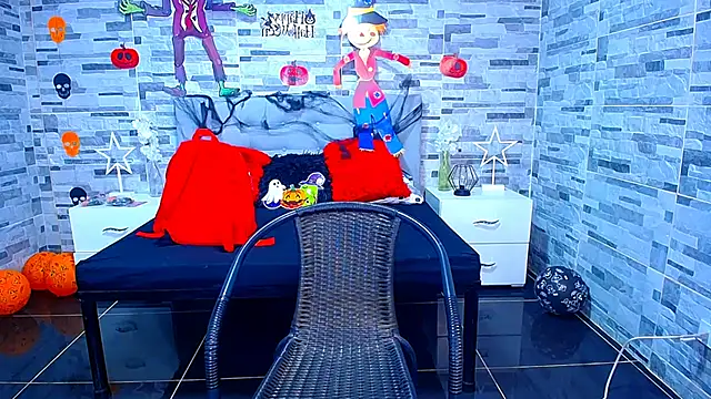 Snapshot of ADAM_HOT chatting on 10.25.25 ADAM HOT online show from 10.25.25