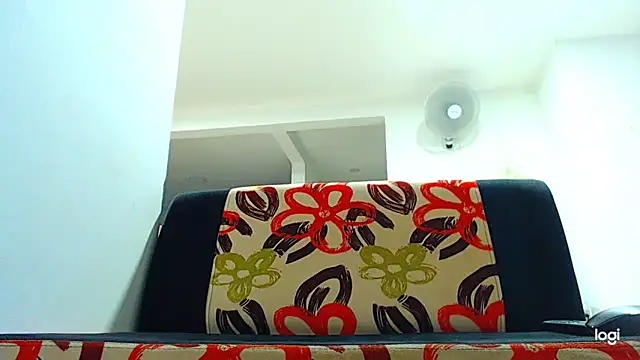 Snapshot of ADAM_HOT chatting on 11.25.25 ADAM HOT online show from 11.25.25