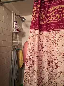 Snapshot of Maybe2Morrow chatting on 03.04.25 Maybe2Morrow online show from 03.04.25