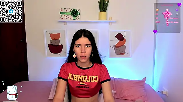 Snapshot of sofi_cute01 chatting on 12.26.24 sofi cute01 online show from 12.26.24