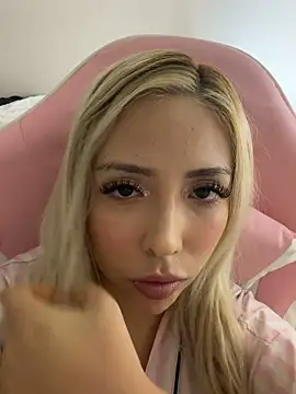 Sofy Softtt online show from 06.04.26