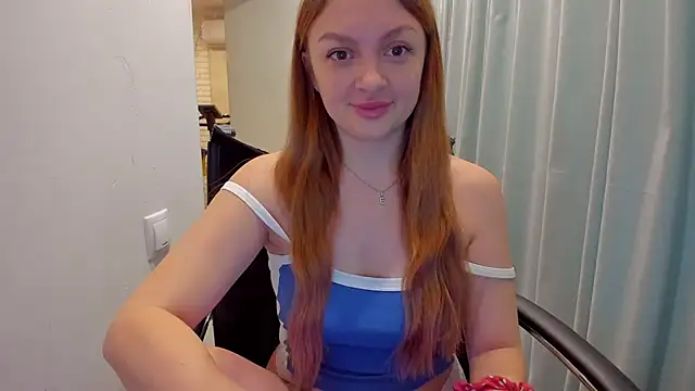 Snapshot of realfairy chatting on 02.13.25 realfairy online show from 02.13.25