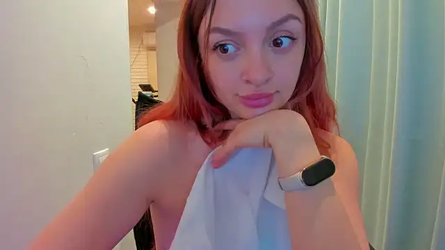 Snapshot of realfairy chatting on 03.17.25 realfairy online show from 03.17.25
