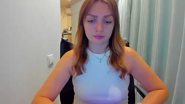 Snapshot of realfairy chatting on 09.13.25 realfairy online show from 09.13.25