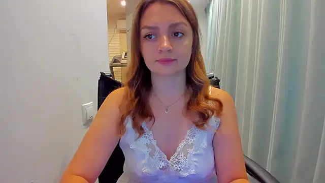 Snapshot of realfairy chatting on 09.14.25 realfairy online show from 09.14.25