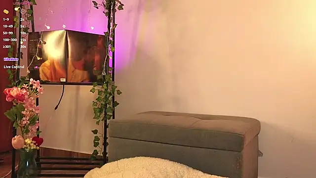 Soffimoon  online show from 03.21.25