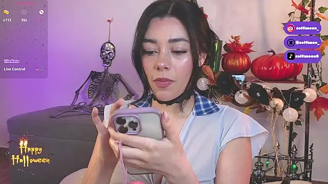 Soffimoon  online show from 10.31.25